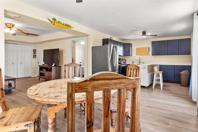 316 Seabean Street, Surfside Beach, TX 77541