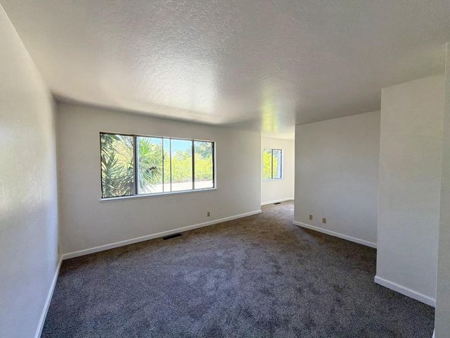640 Mckenzie Avenue, Watsonville, CA 95076