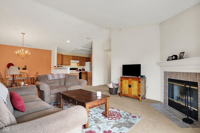 4925 Opal Ridge Lane 309, Indianapolis, IN 46237