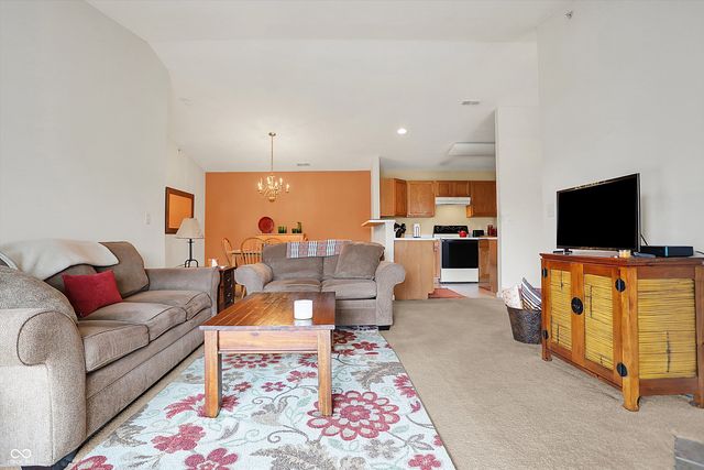 4925 Opal Ridge Lane 309, Indianapolis, IN 46237