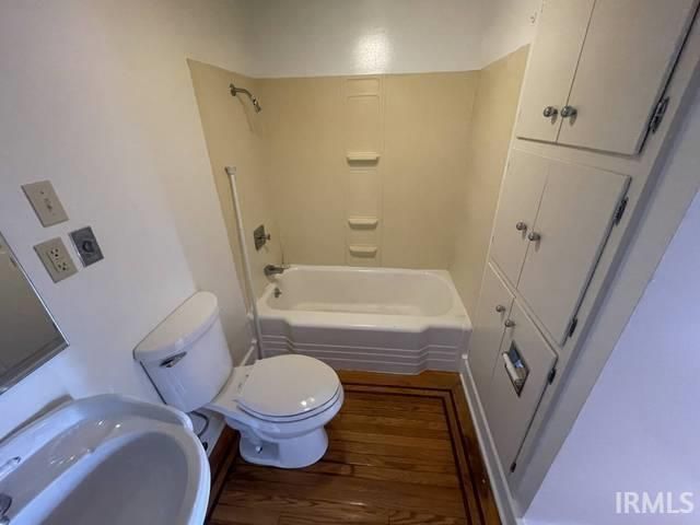 813 W Berry Street, Fort Wayne, IN 46802