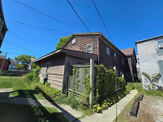 813 W Berry Street, Fort Wayne, IN 46802