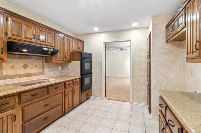 1112 Horizon Trail, Richardson, TX 75081