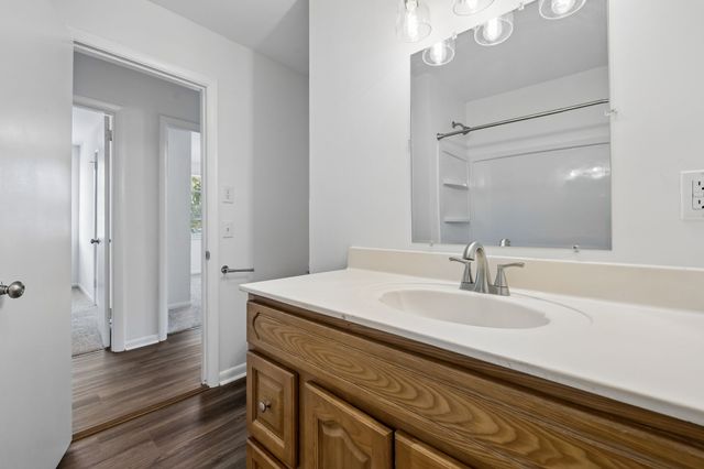 245 Bonnacroft Dr, Hermitage, TN 37076