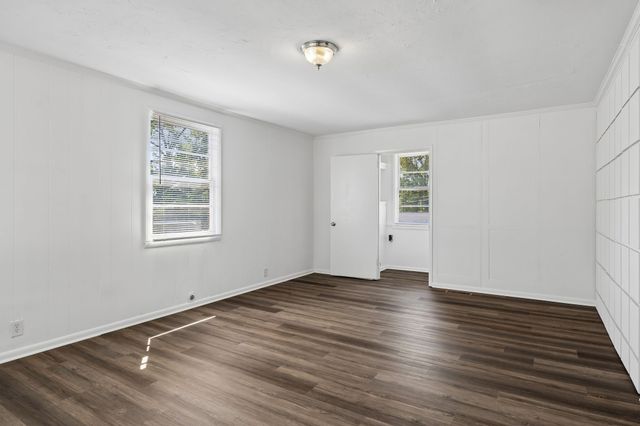 245 Bonnacroft Dr, Hermitage, TN 37076