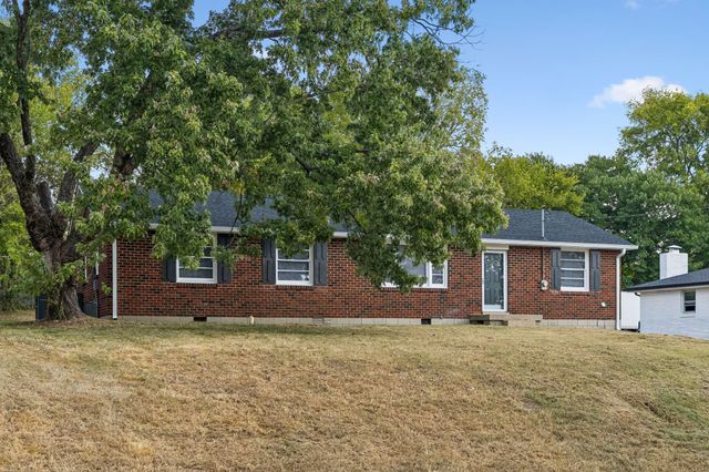 245 Bonnacroft Dr, Hermitage, TN 37076