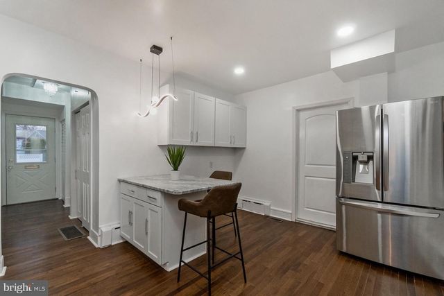 200 CHURCH, Catasauqua, PA 18032