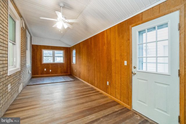 200 CHURCH, Catasauqua, PA 18032