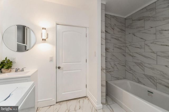 200 CHURCH, Catasauqua, PA 18032