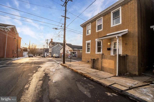 200 CHURCH, Catasauqua, PA 18032