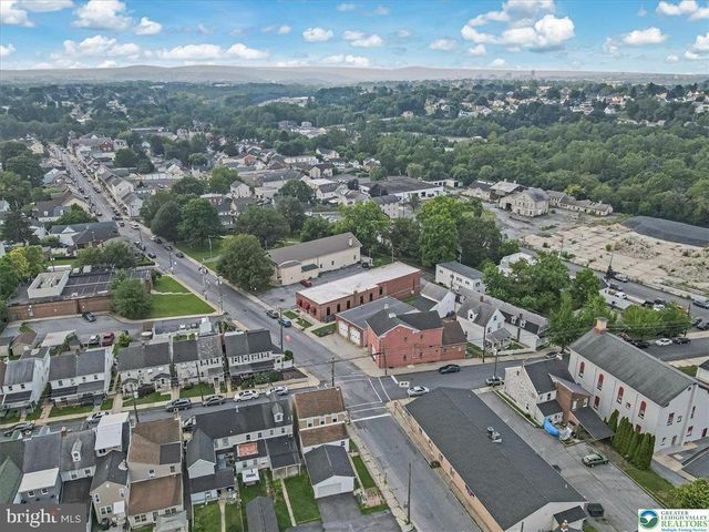 200 CHURCH, Catasauqua, PA 18032