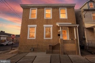 200 CHURCH, Catasauqua, PA 18032