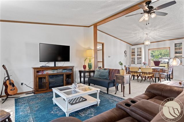 30 Brookpark DRIVE, Billings, MT 59102