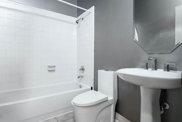 12007 Costa Del Rey Court, Houston, TX 77041