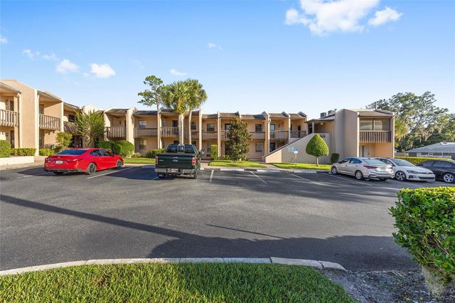 2437 NE 6TH STREET 14, Ocala, FL 34470