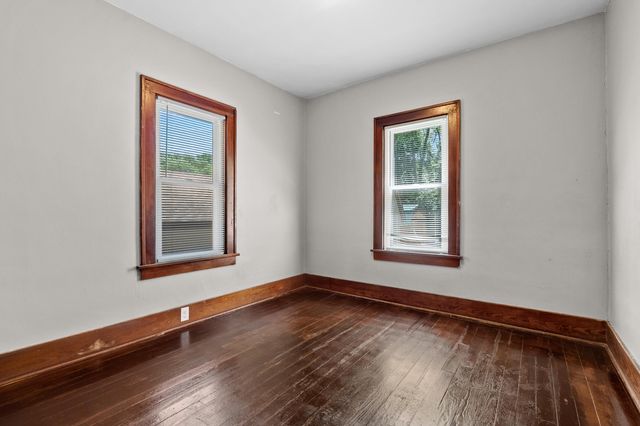 148 E Stockbridge Avenue, Kalamazoo, MI 49001