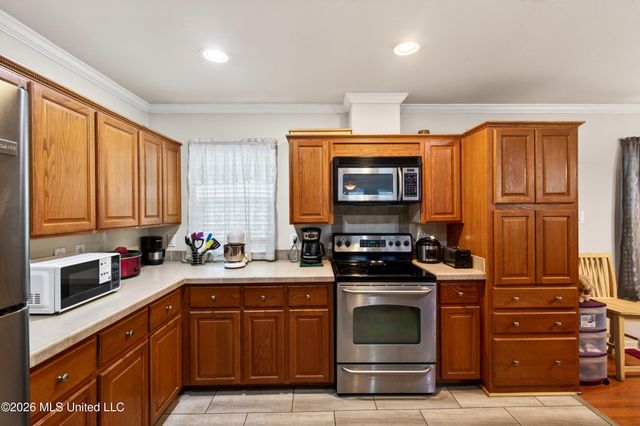 435 E Second Street, Pass Christian, MS 39571
