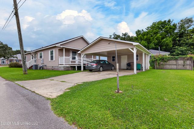 435 E Second Street, Pass Christian, MS 39571