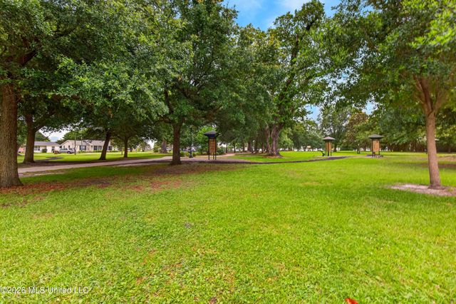 435 E Second Street, Pass Christian, MS 39571