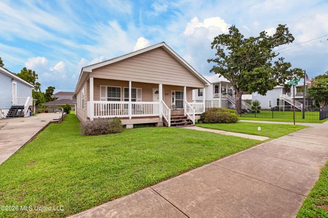435 E Second Street, Pass Christian, MS 39571