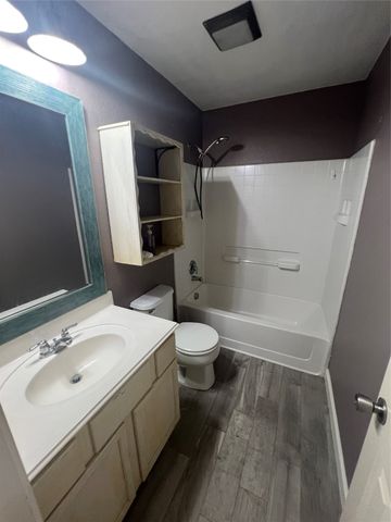 5901 Westgate Drive, Fort Worth, TX 76179