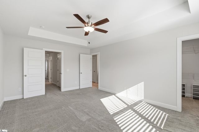 324 Hollenbeck Place, Greenville, SC 29607