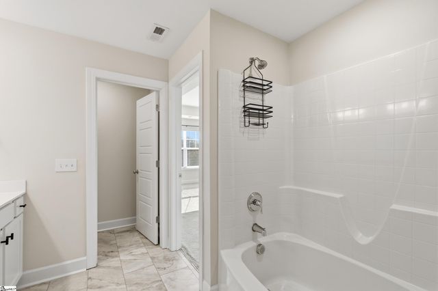 324 Hollenbeck Place, Greenville, SC 29607