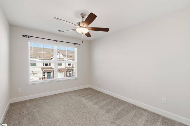 324 Hollenbeck Place, Greenville, SC 29607