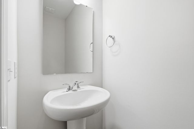 324 Hollenbeck Place, Greenville, SC 29607