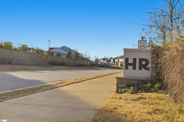 324 Hollenbeck Place, Greenville, SC 29607