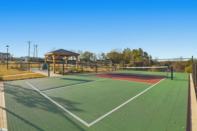 324 Hollenbeck Place, Greenville, SC 29607