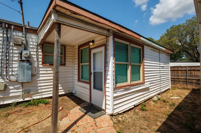 913 S Sargent Street, Fort Worth, TX 76103
