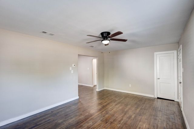 913 S Sargent Street, Fort Worth, TX 76103