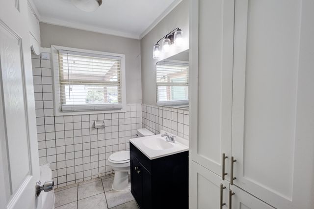 913 S Sargent Street, Fort Worth, TX 76103