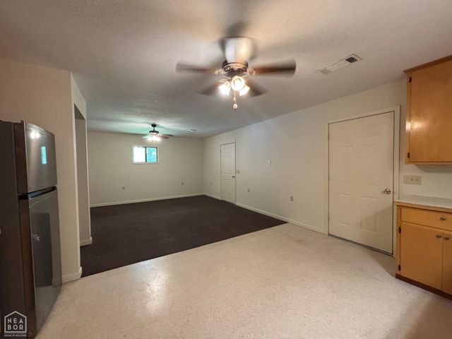 204 SE 4th Street E, Walnut Ridge, AR 72476