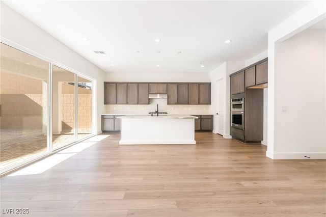 10357 Scalata Avenue, Las Vegas, NV 89166