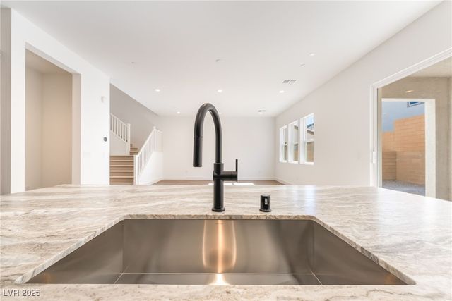 10357 Scalata Avenue, Las Vegas, NV 89166