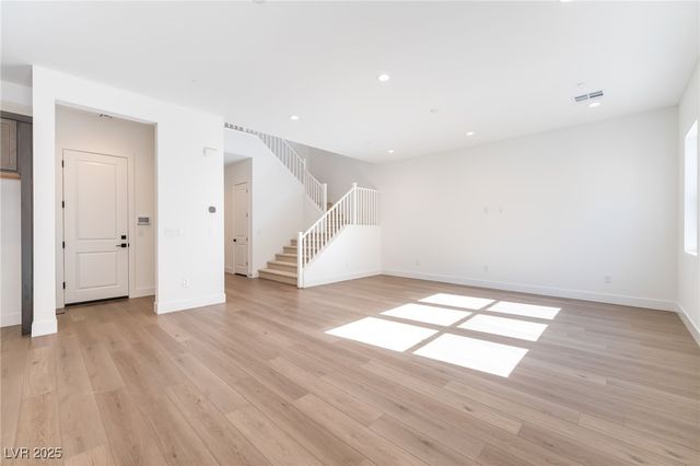 10357 Scalata Avenue, Las Vegas, NV 89166