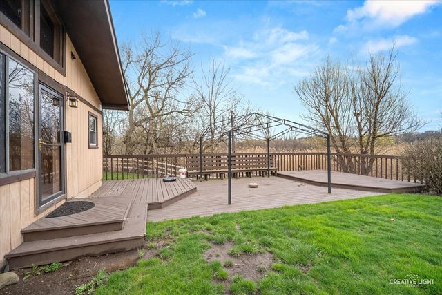 27317 W Lakeview Drive S, Lake Barrington, IL 60084