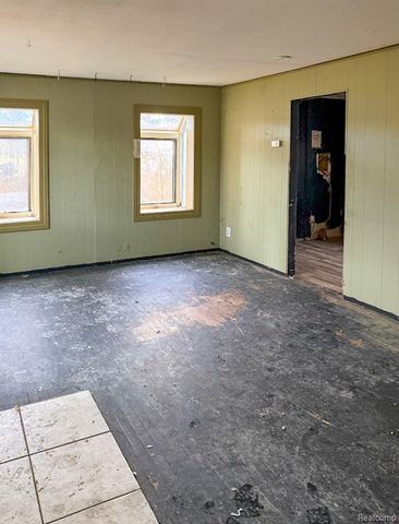 4408 Hartley, White Lake, MI 48383