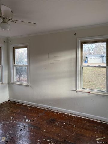 4408 Hartley, White Lake, MI 48383