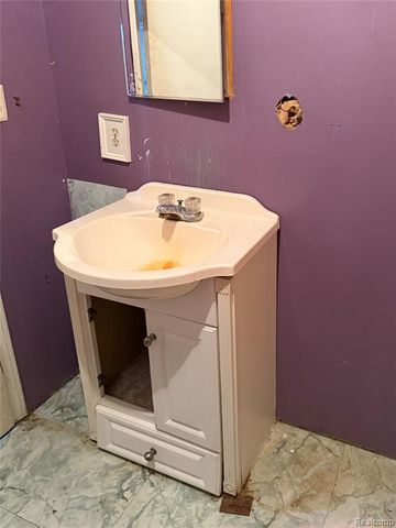 4408 Hartley, White Lake, MI 48383