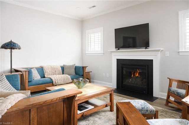 1724 Eastover Drive, Kernersville, NC 27284