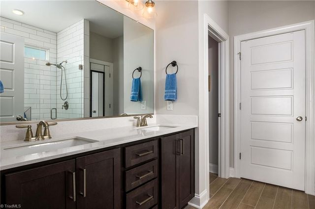 1724 Eastover Drive, Kernersville, NC 27284