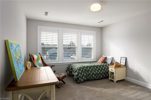 1724 Eastover Drive, Kernersville, NC 27284