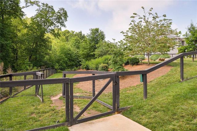 1724 Eastover Drive, Kernersville, NC 27284