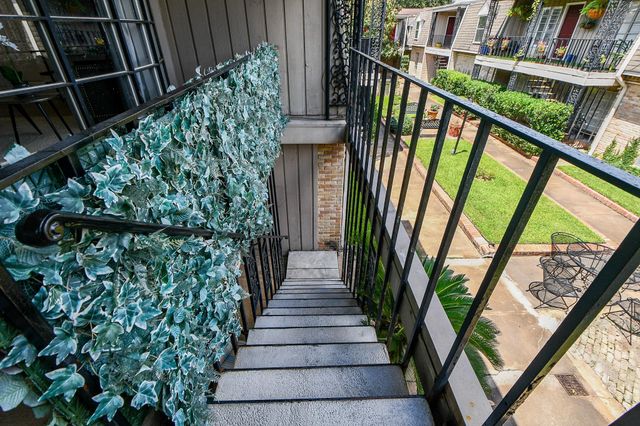 2619 Marilee Lane 2, Houston, TX 77057