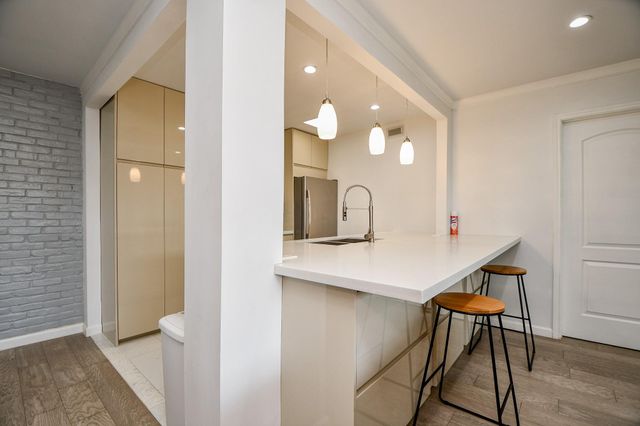 2619 Marilee Lane 2, Houston, TX 77057