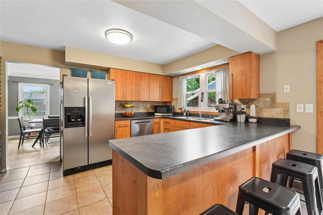 2816 Watrous Avenue, Des Moines, IA 50321