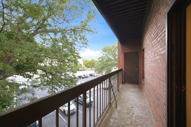 123 Elm St C9, Quincy, MA 02169